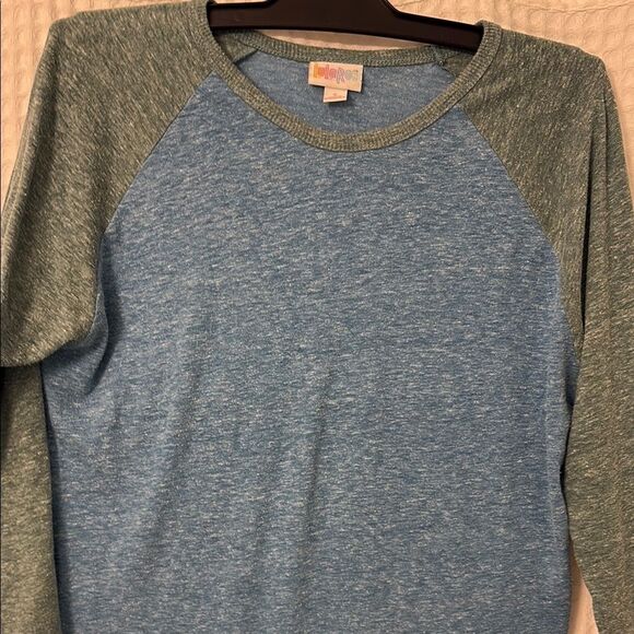 LuLaRoe Blue and Green Raglan Tee Size S - Picture 3 of 4